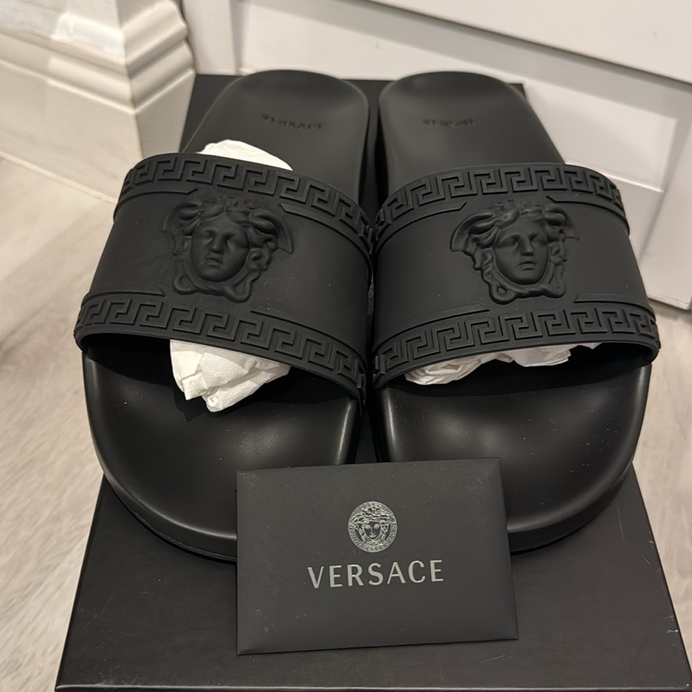 Versace NWT Authentic Black Flap Sandal with Dust Bag, Box and credential card.